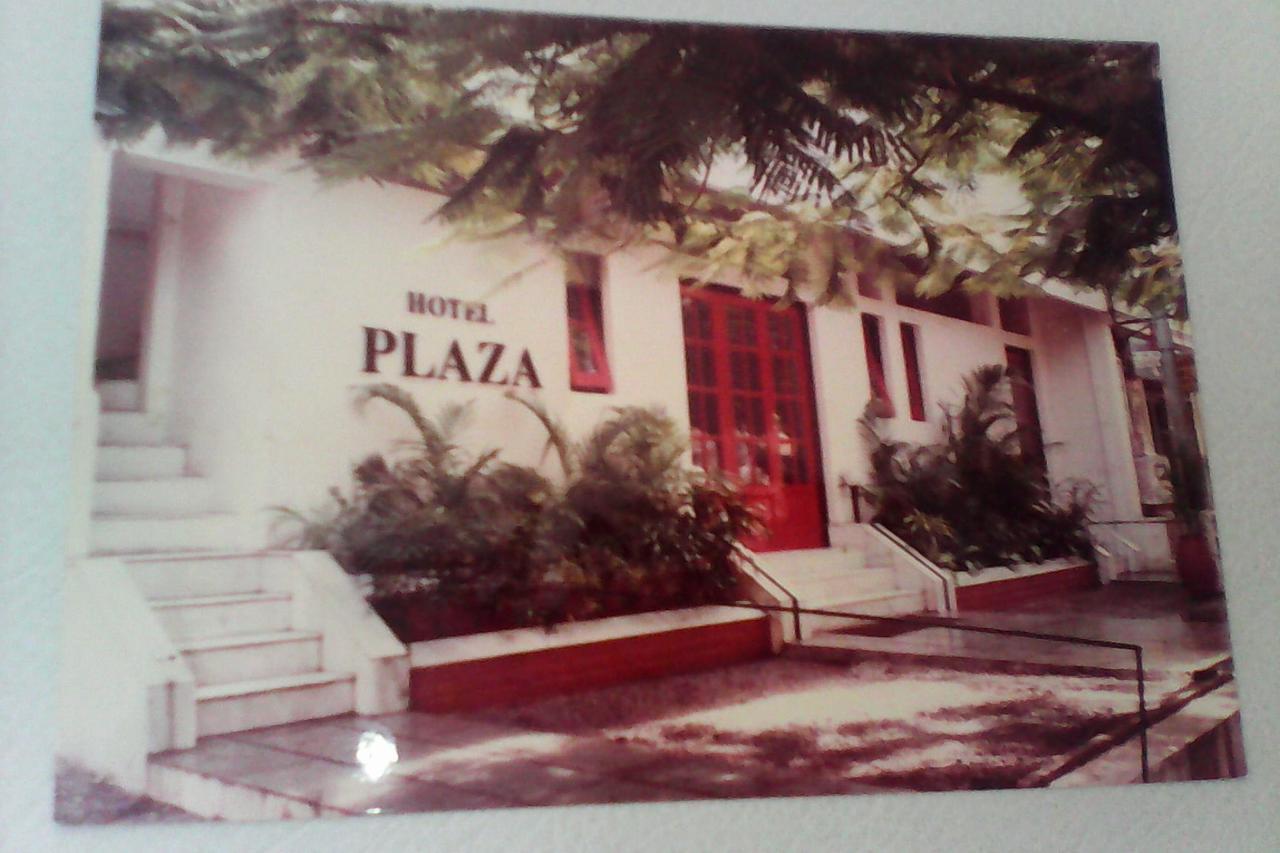 Hotel Plaza -Booking For Foreign Tourist- Jālgaon Exterior foto